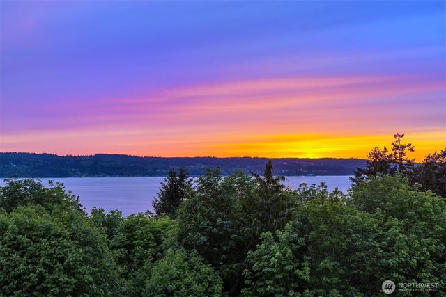 1443 Scurlock Lane, Mukilteo, WA 98275