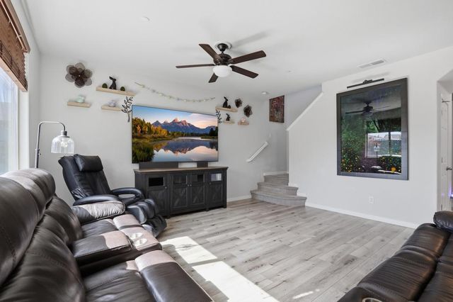 5567 Harcrest Dr, Marysville, CA 95901