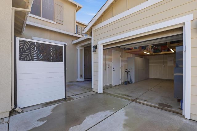 5567 Harcrest Dr, Marysville, CA 95901
