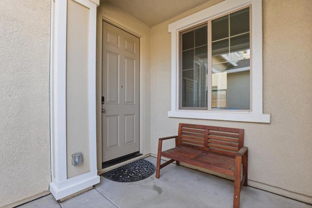 5567 Harcrest Dr, Marysville, CA 95901