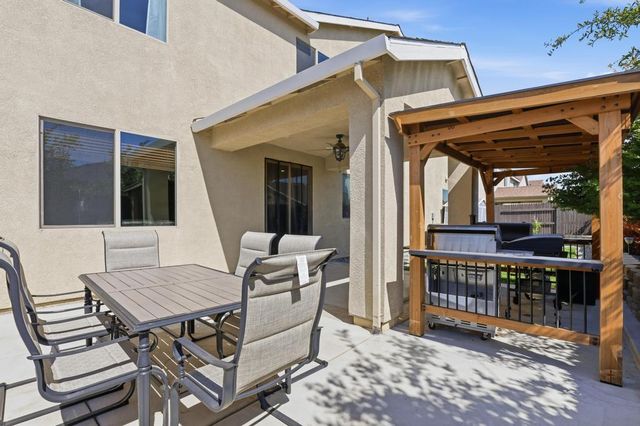 5567 Harcrest Dr, Marysville, CA 95901