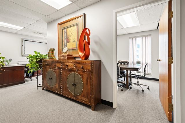 36 Commerce Way, Woburn, MA 01801