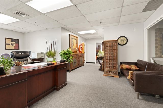 36 Commerce Way, Woburn, MA 01801