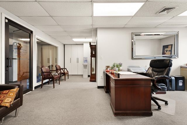 36 Commerce Way, Woburn, MA 01801