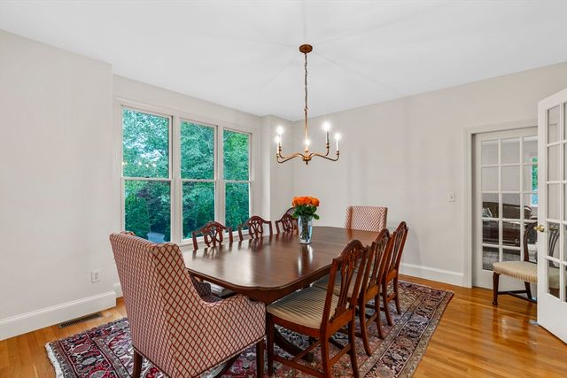 10 Heritage Ln, Cohasset, MA 02025
