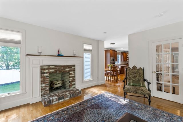 10 Heritage Ln, Cohasset, MA 02025