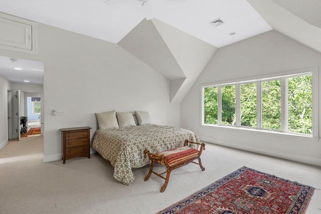 10 Heritage Ln, Cohasset, MA 02025