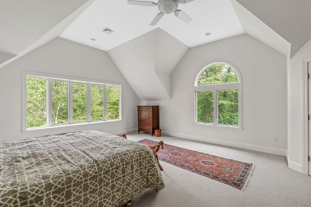 10 Heritage Ln, Cohasset, MA 02025