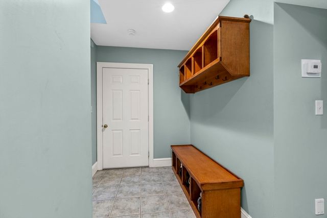 10 Heritage Ln, Cohasset, MA 02025