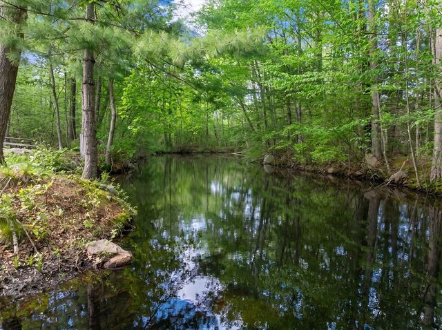 10 Heritage Ln, Cohasset, MA 02025