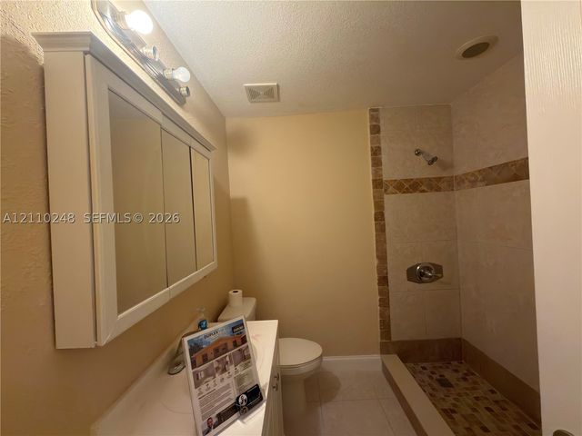 311-315 NW 57th St 311, Oakland Park, FL 33309