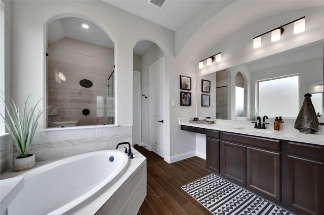 20206 Mahogany Bay Lane, Tomball, TX 77377