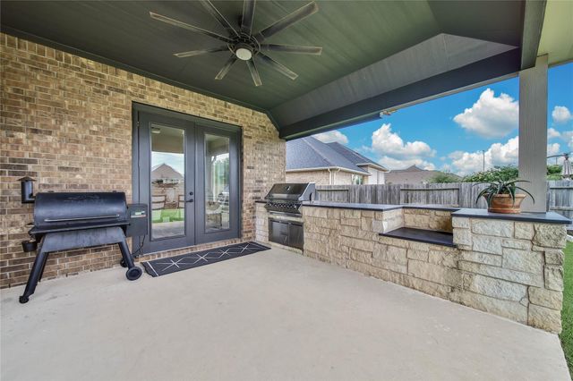 20206 Mahogany Bay Lane, Tomball, TX 77377