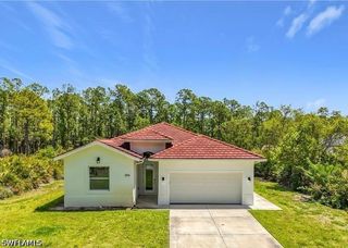 594 31st ST NW, Naples, FL 34120