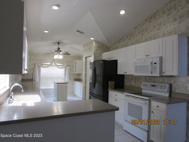 2710 Bradfordt Drive, Melbourne, FL 32904