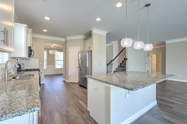 665 Highgarden Lane, Boiling Springs, SC 29316