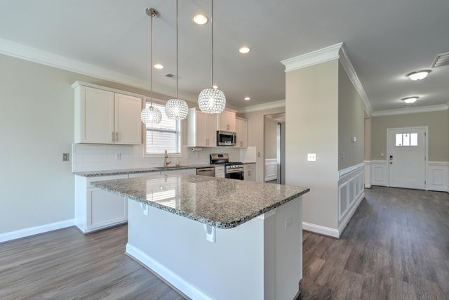 665 Highgarden Lane, Boiling Springs, SC 29316