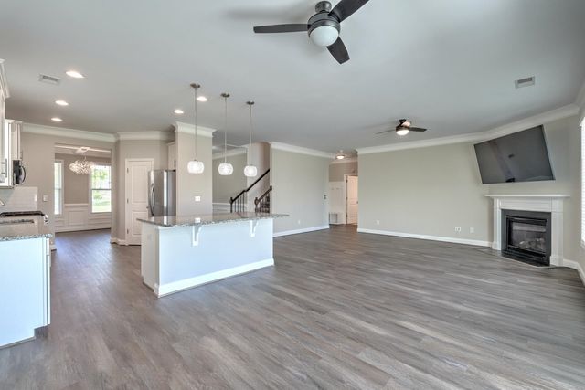 665 Highgarden Lane, Boiling Springs, SC 29316