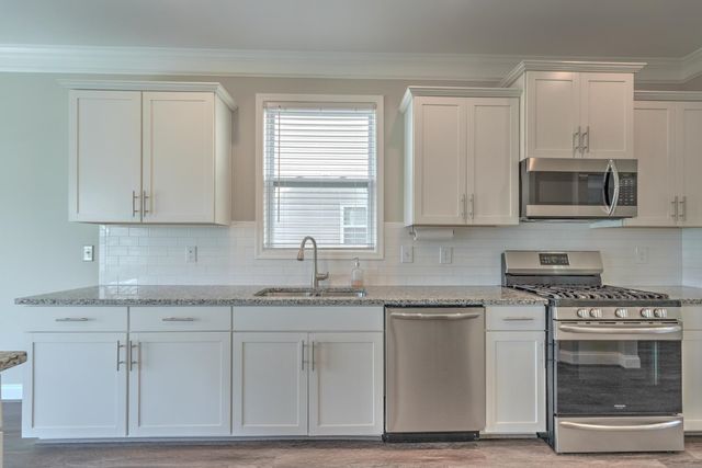 665 Highgarden Lane, Boiling Springs, SC 29316