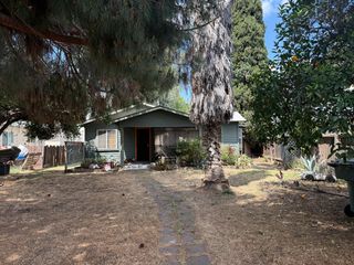 221 E Pine Avenue, Fresno, CA 93728