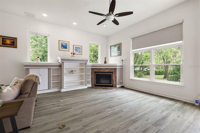 9537 CASTLEFORD POINT, Orlando, FL 32836