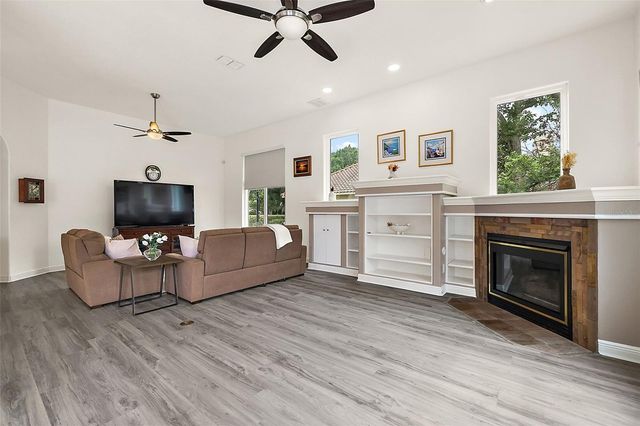 9537 CASTLEFORD POINT, Orlando, FL 32836