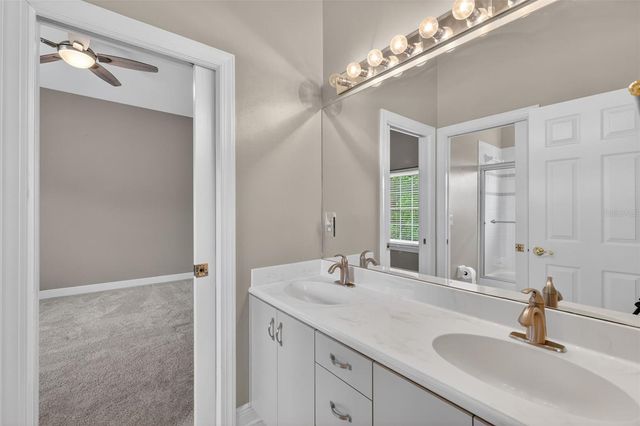 9537 CASTLEFORD POINT, Orlando, FL 32836