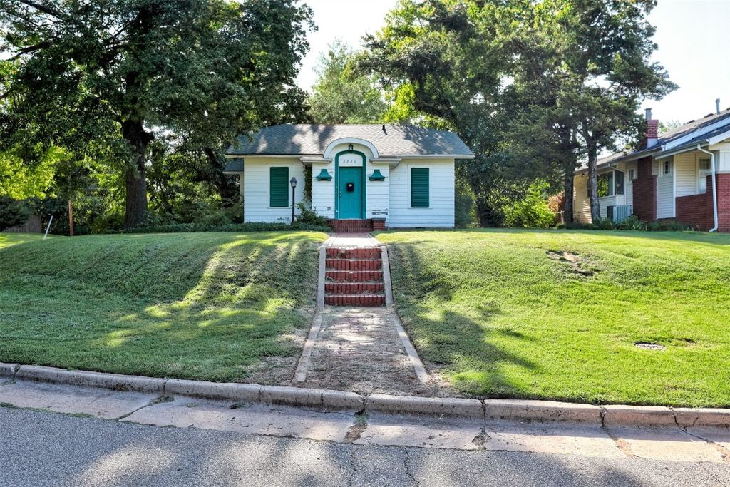 2920 N Harvey Parkway, Oklahoma City, OK 73103