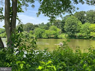 9800 ISLANDSIDE DR, Gaithersburg, MD 20886