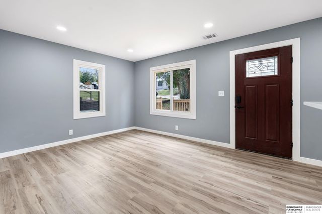 3317 N 39th Street, Omaha, NE 68111