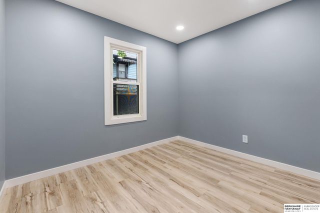 3317 N 39th Street, Omaha, NE 68111