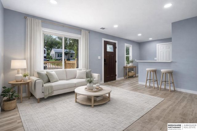 3317 N 39th Street, Omaha, NE 68111