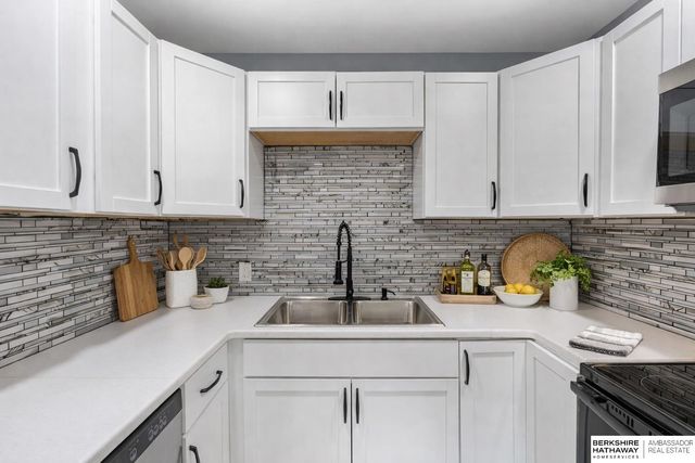 3317 N 39th Street, Omaha, NE 68111