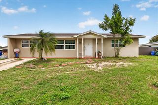 208 Norwich AVE, Lehigh Acres, FL 33936
