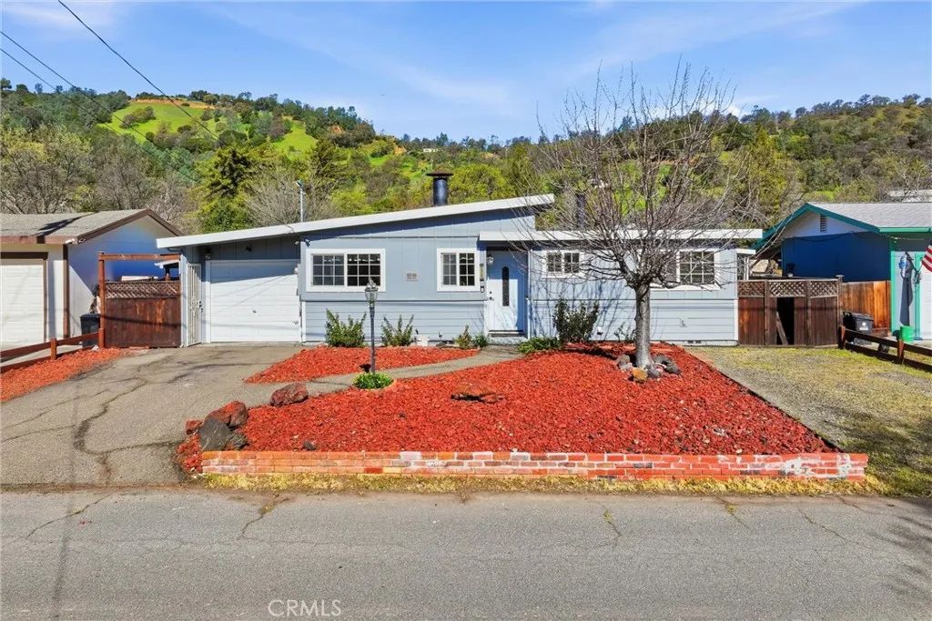 12762 Shoreview Drive, Clearlake Oaks, CA 95423