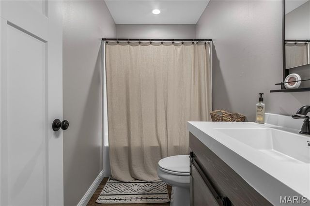 131 N Alexander Street, Farmington, MO 63640