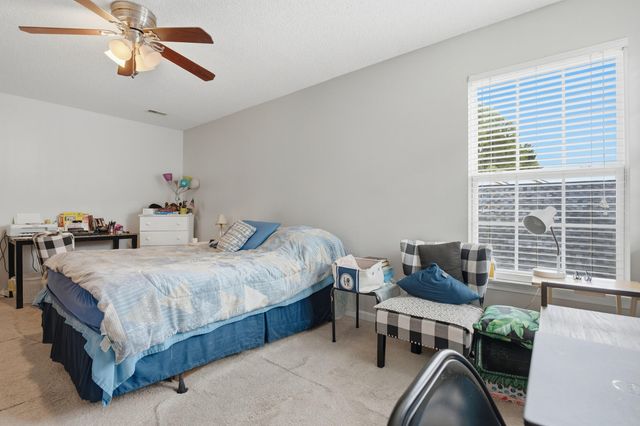 121 Trickle Drive, Summerville, SC 29483