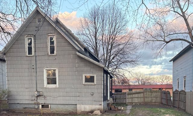 337 N 6th Avenue, Kankakee, IL 60901