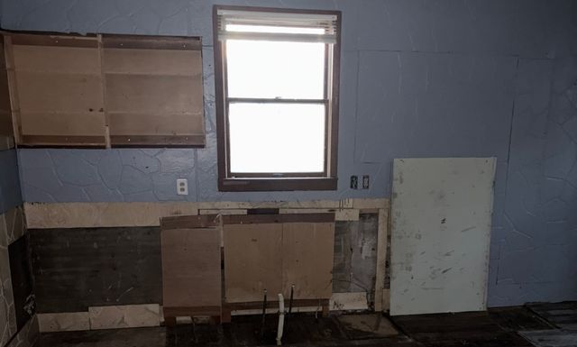 337 N 6th Avenue, Kankakee, IL 60901