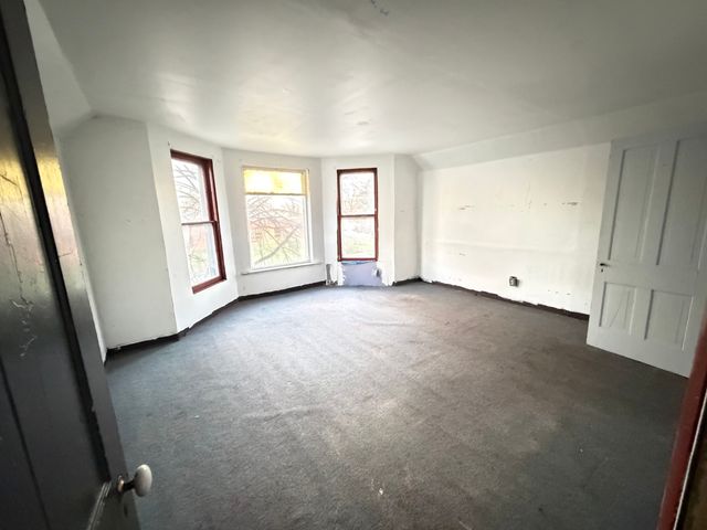 337 N 6th Avenue, Kankakee, IL 60901