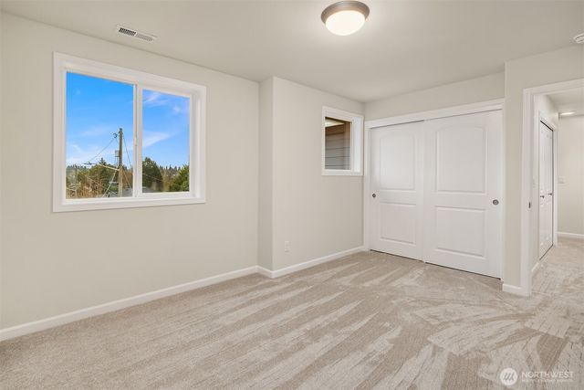 2112 SW 103rd Place, Seattle, WA 98146