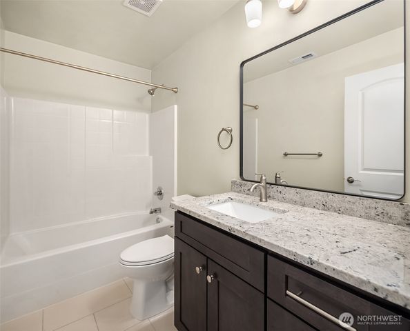 2112 SW 103rd Place, Seattle, WA 98146