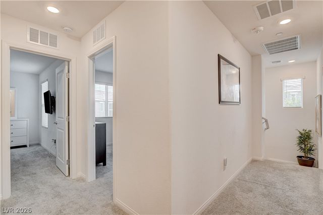 2872 Atomic Tangerine Way 4, Las Vegas, NV 89183