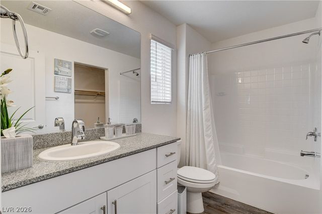 2872 Atomic Tangerine Way 4, Las Vegas, NV 89183