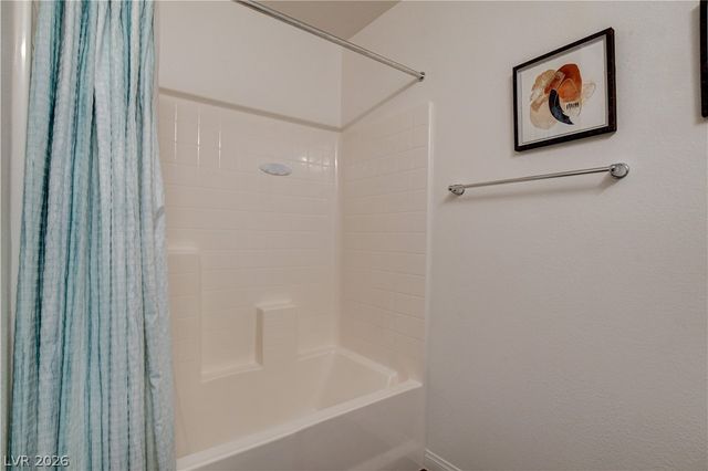 2872 Atomic Tangerine Way 4, Las Vegas, NV 89183