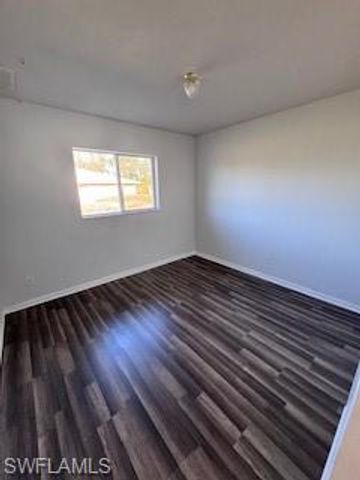 5046 Bolt LN, Lehigh Acres, FL 33973