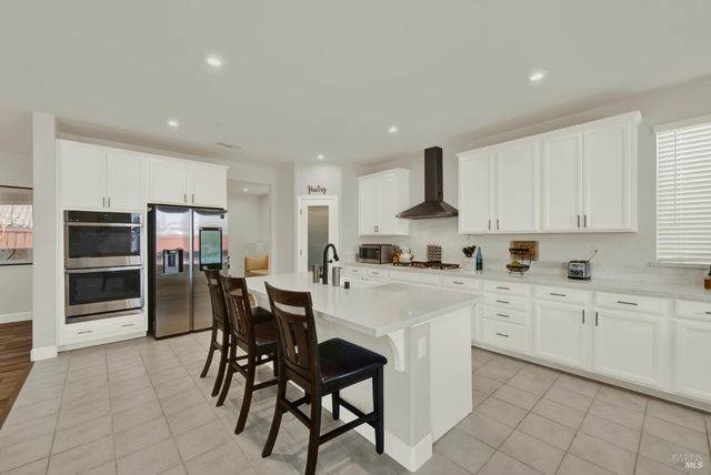 707 Blake Rd, Vacaville, CA 95687