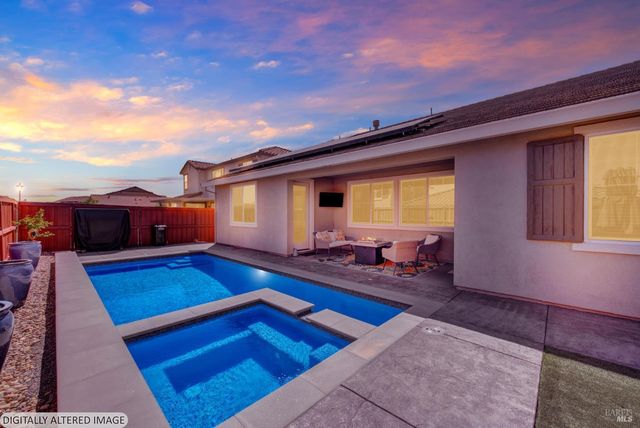 707 Blake Rd, Vacaville, CA 95687