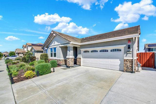 707 Blake Rd, Vacaville, CA 95687