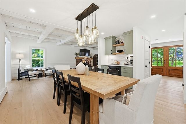 8 Quail Run Rd., Norfolk, MA 02056